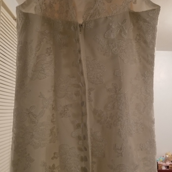 Ivory wedding dress - Picture 3 of 3